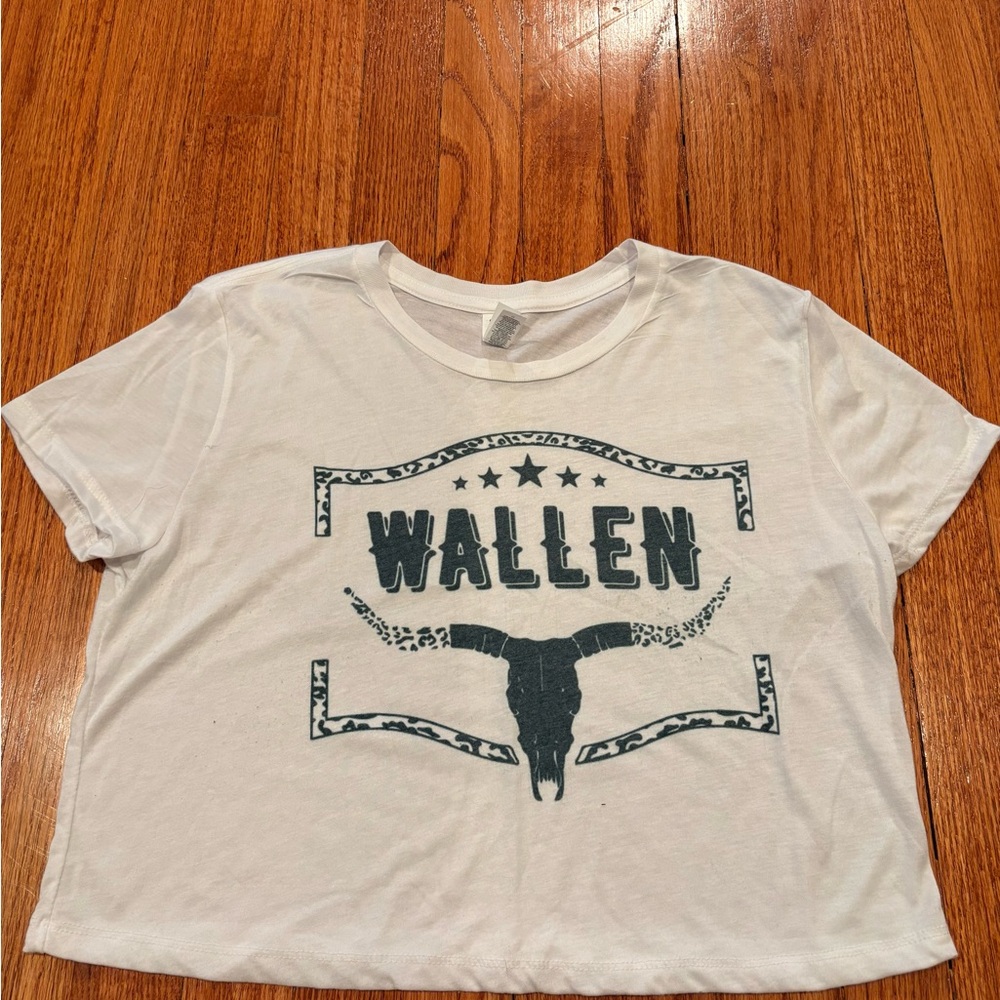 White Graphic Women's Crop Top-Morgan Walken